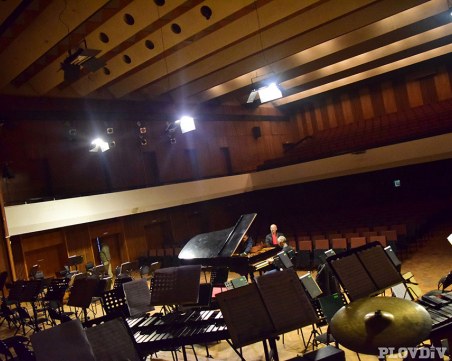 Министерството на културата на поправителен за Концертна зала