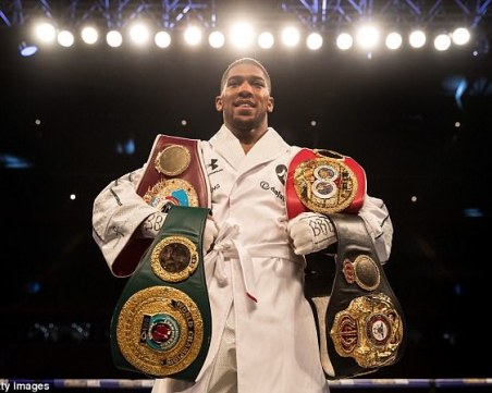 Промоутърът на Уайлдър призова Джошуа да приеме тлъста сума и да се бие в САЩ