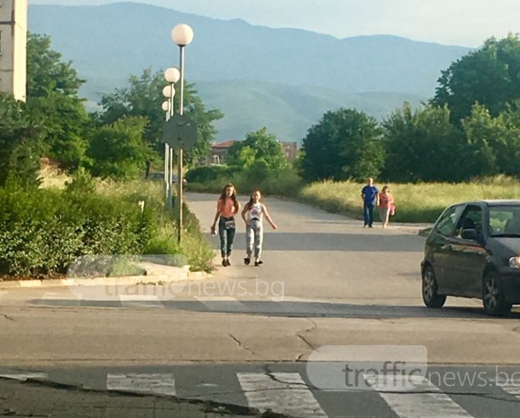 Пловдивска майка всеки ден се моли да стигнат с детето й живи до градината СНИМКИ