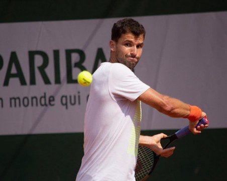 Гришо бие египтянин на старта на Ролан Гарос