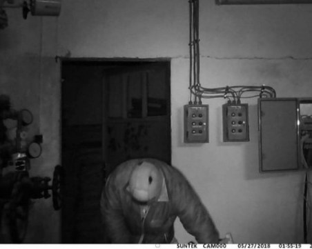 Маскирани мъже откраднаха машини за криптовалута за 40 бона