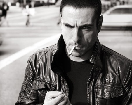 Мъжът, от когото да бягаме “като дявол от тамян“