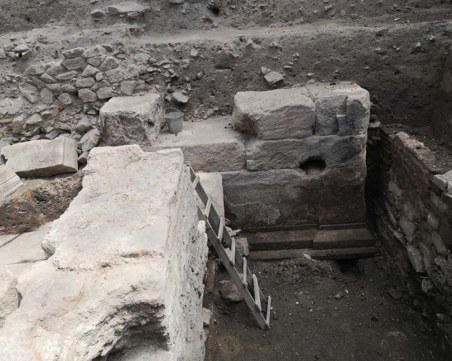 Известен италиански вестник съобщи за безценната Триумфална арка в Пловдив