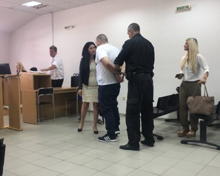 Таксиметровия бос Керанов пред съда: Няма как да открадна кола, която съм поръчал и платил