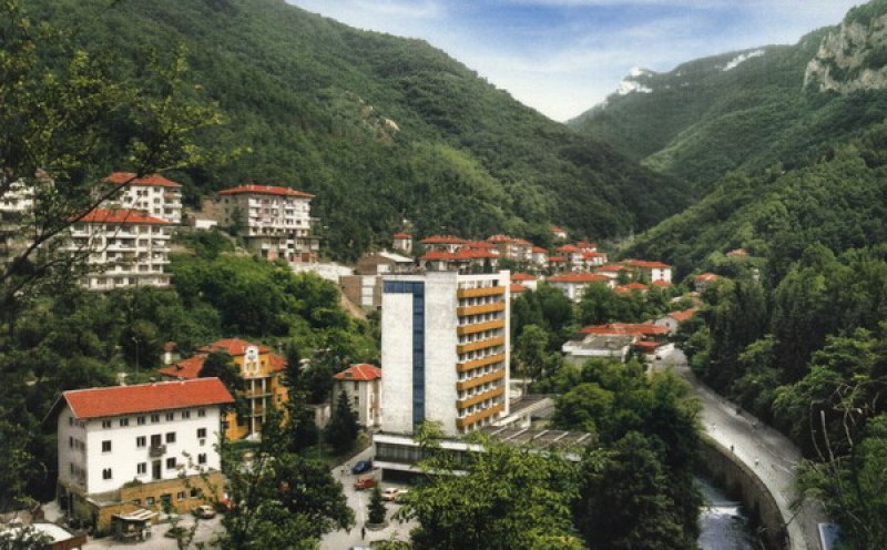 Пловдивски планински спасители откриха изчезнал мъж край Наречен