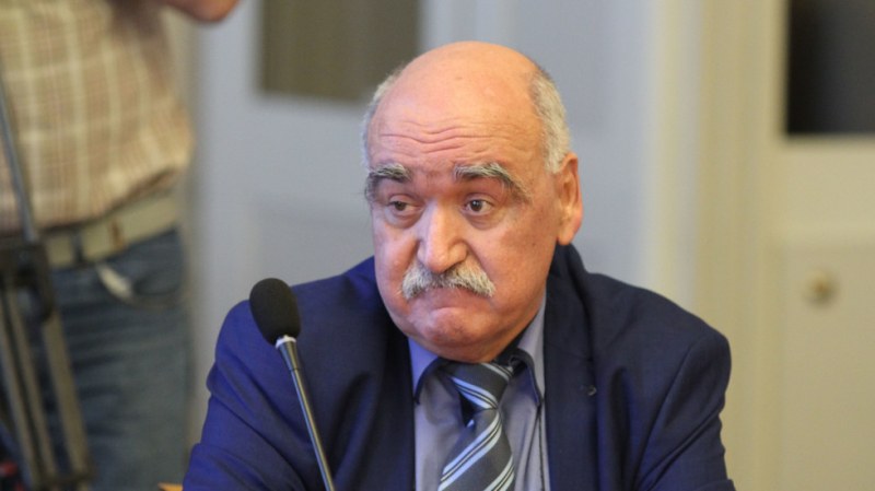 Шефът на НЗОК подаде оставка