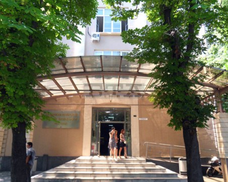 Над 1600 души ще се явят на предварителен изпит за прием в ПУ