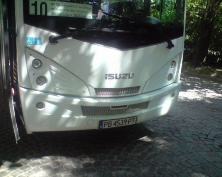 Пенсионерка падна от автобус в Пловдив, шофьорът я псува на майка