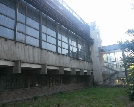 Как емблематична баскетболна зала остана без баскетбол СНИМКИ