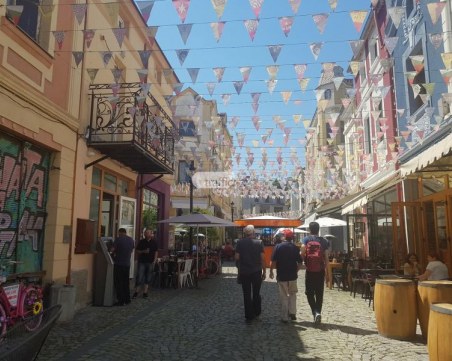 Капана и Лаута ще се пукат по шевовете днес! Вижте къде може да прекарате събота