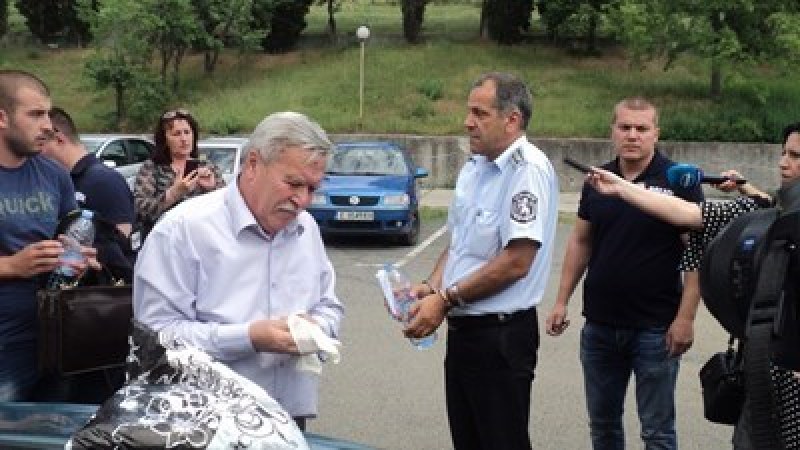 Още един полицай е замесен в схемата “бързи номера“ в КАТ