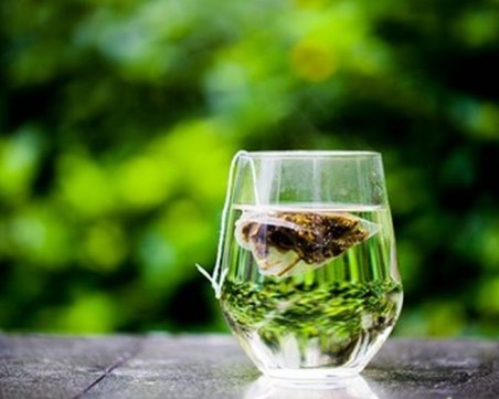 Зеленият чай ни предпазва от инфаркт и инсулт