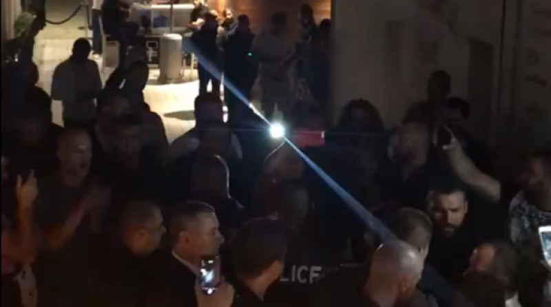 Ред и тишина в Слънчев бряг, но по-умерено, там не е казарма!