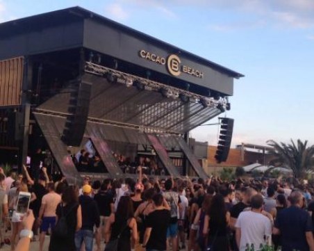 Бутат култовите заведения на Какао Бийч, били опасни