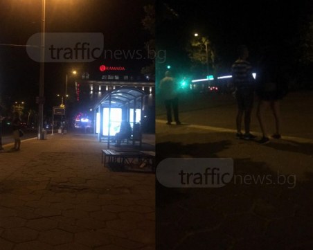 Пловдивчани чакаха 50 минути нощните автобуси, оказа се, че няма СНИМКИ