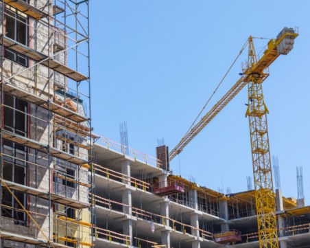 Работник падна от 4-ия етаж на строеж и загина