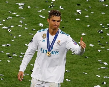 Роналдо все по-близо до вратата на Бернабеу