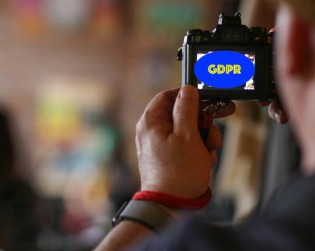 Сериозно? Подписваме декларации за личните данни в бръснарници и аптеки