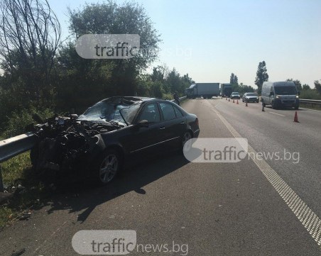 Откараха в болница и шофьора на камиона от катастрофата на АМ Тракия ВИДЕО