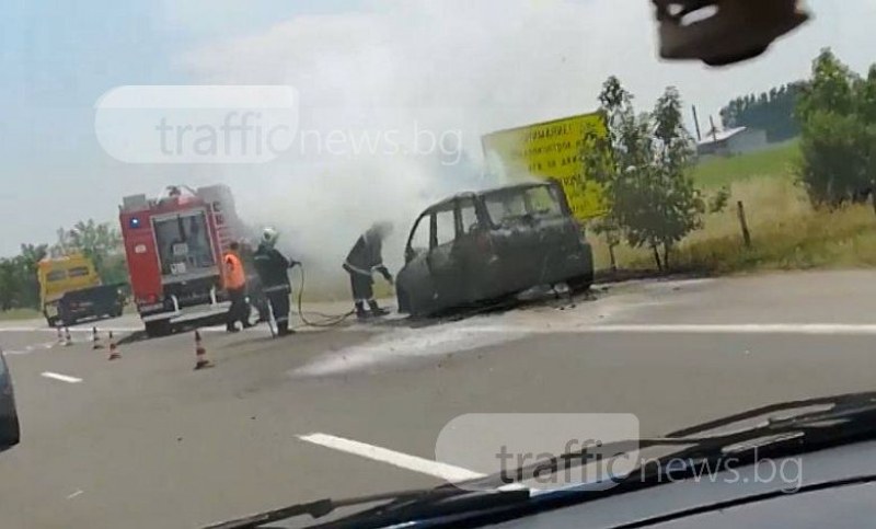 Кола изгоря до основи на магистрала Тракия ВИДЕО