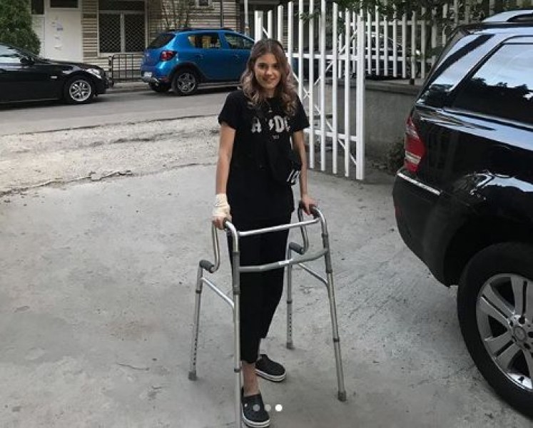 Моделката Кристин Илиева направи първи крачки