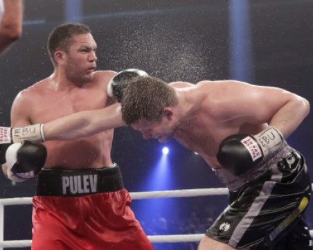 Кобрата на път да си намери противник след отказа на Дилиън Уайт