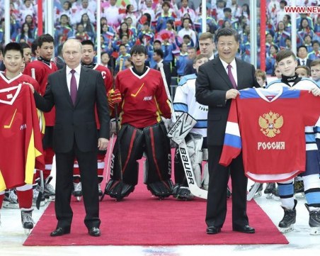 Путин се развихри в кухнята, приготви китайско ястие ВИДЕО