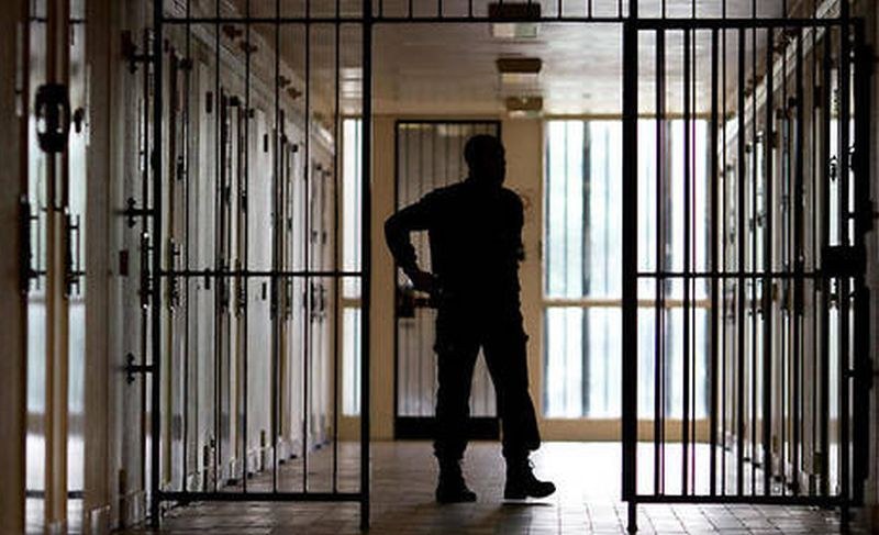 Осъдиха млад българин на 12 години затвор на остров Родос