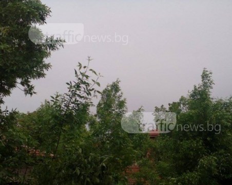 Очаква ни облачна и дъждовна неделя