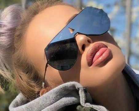 Сузанита се пусна само по парфюм! Свиквайте, защото тепърва започвам, заплашва тя СНИМКА