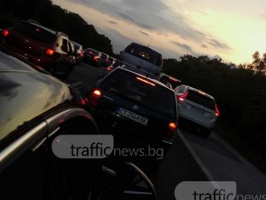 10 юни - 10-километрова тапа по магистралата, обърнати коли за Пловдив и в Пловдив ВИДЕО+СНИМКИ