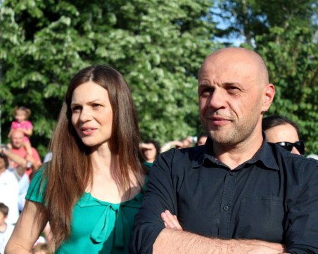 Брутални заплахи срещу Светлана Дончева заради “моркова и тоягата“