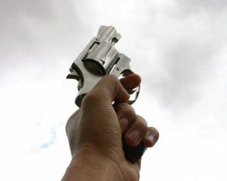 Заплашиха с пистолет шофьор на автобус на АМ 