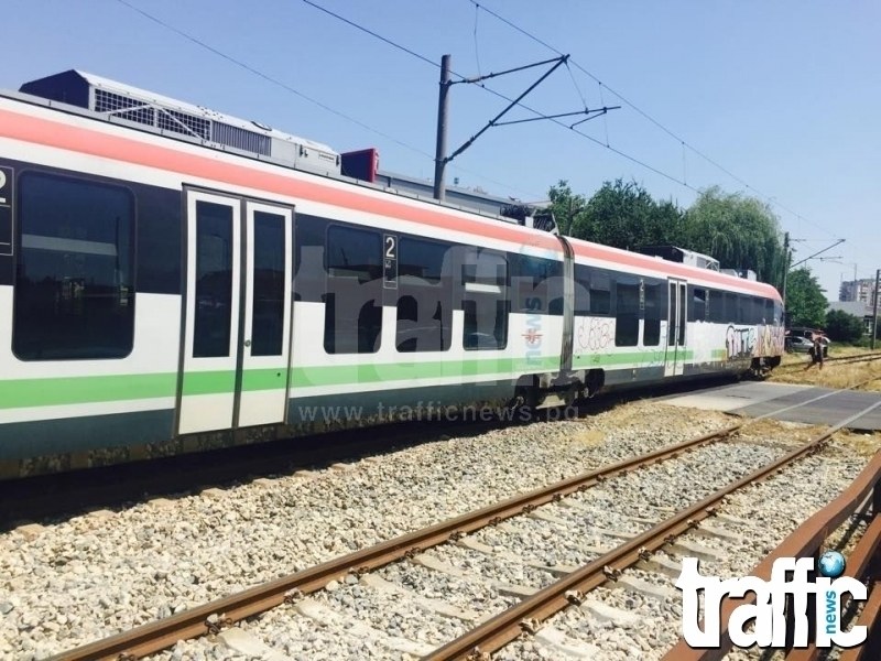 БДЖ: Влакът от Пловдив за Панагюрище не се е запалил, димял е