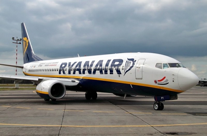 Отново: Самолет на “Райънеър“ за Бургас не излетя, никой не казва причината