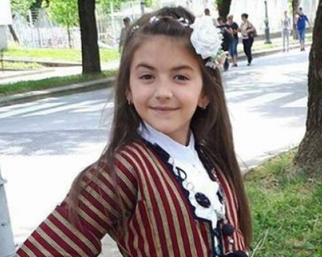 Аквапарк в Турция уби 7-годишната дъщеричка на тенора Веселин Вачев ВИДЕО