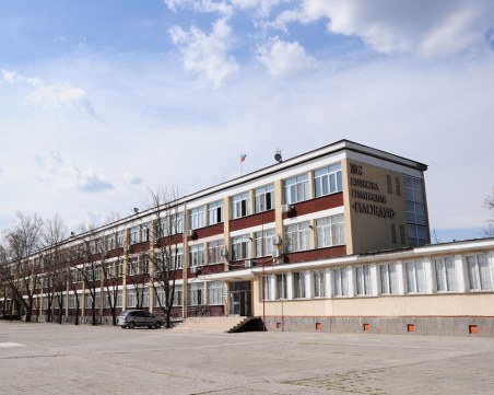 Английската гимназия в Пловдив отново с най-много отлични оценки  на матурите