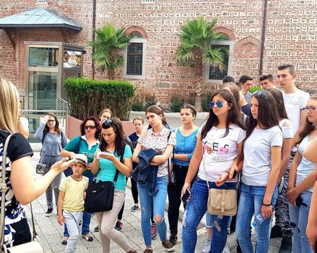 Деца от Босилеград се влюбиха в Пловдив