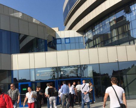 Евакуираха сградата на  Софийския районен съд заради сигнал за бомба