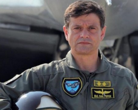 Ген. Константин Попов: Доста странна е ситуацията с разбилия се вертолет