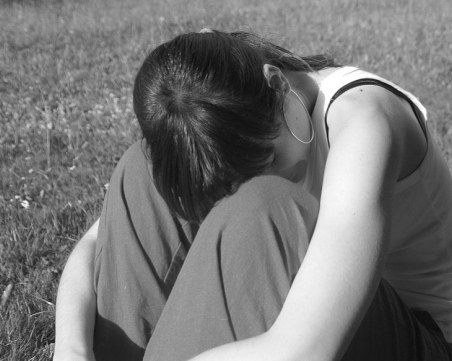 Скъпи учители, политици, възрастни, не ни мачкайте и потъпквайте, не ни унижавайте и обиждайте