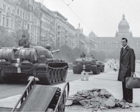Припомнят Пражката пролет през 1968 г. с уникална фотоизложба