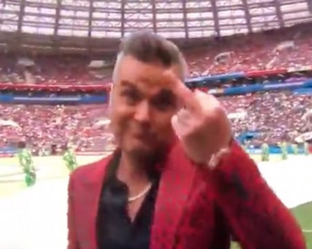 Световното в Русия започна със среден пръст СНИМКИ