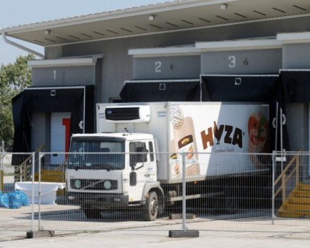 Трима българи осъдени на по 25 години затвор заради 71 мъртви мигранти