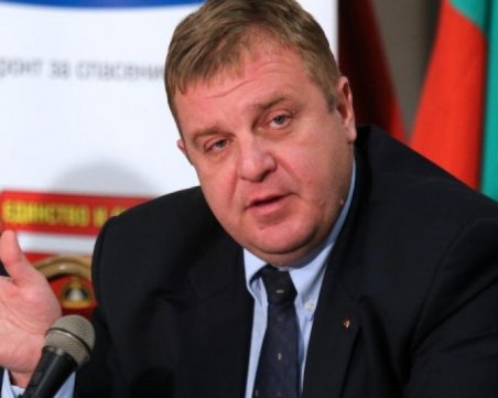 Каракачанов: Договорът за името на Македония остава под въпрос
