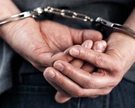 Арестуваха двама души, след нападението на депутат на магистралата