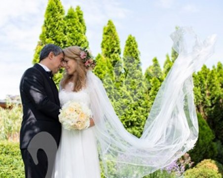 Плевнелиев и Деси Банова се ожениха! СНИМКИ