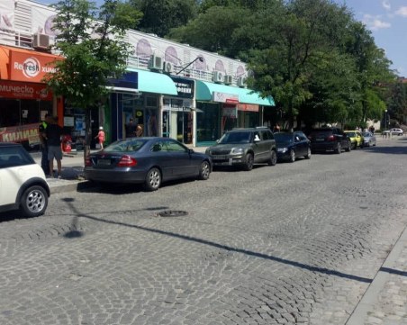 Акция пред Морадо! Лепнаха фишове на над 30 автомобила СНИМКИ