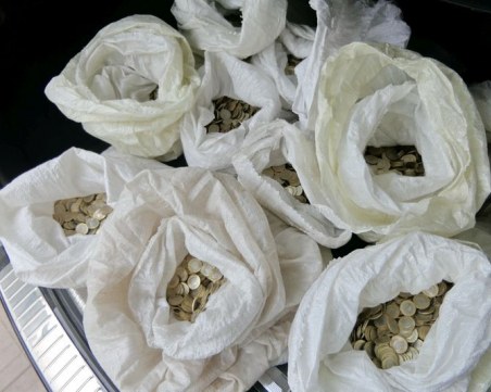 Фалшивите монети, иззети край Пловдив, с изключително високо качество СНИМКИ и ВИДЕО