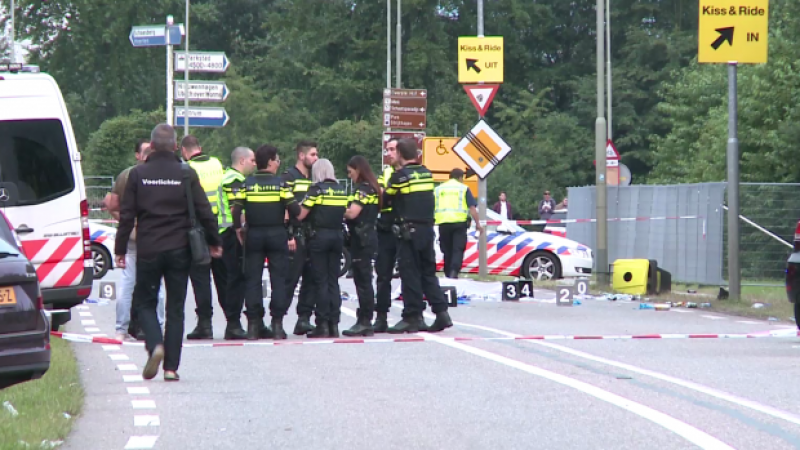 Камионетка се блъсна в пешеходци в Холандия, един човек е загинал